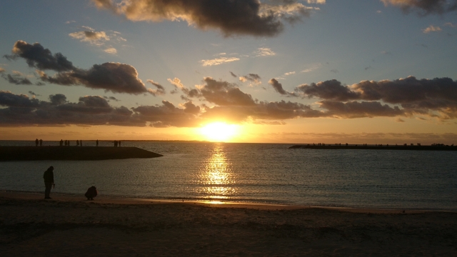 沖縄の朝日イメージ